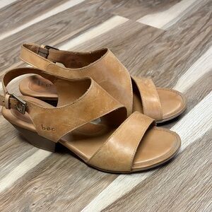 b.o.c. Women's Brown Strappy Sandals